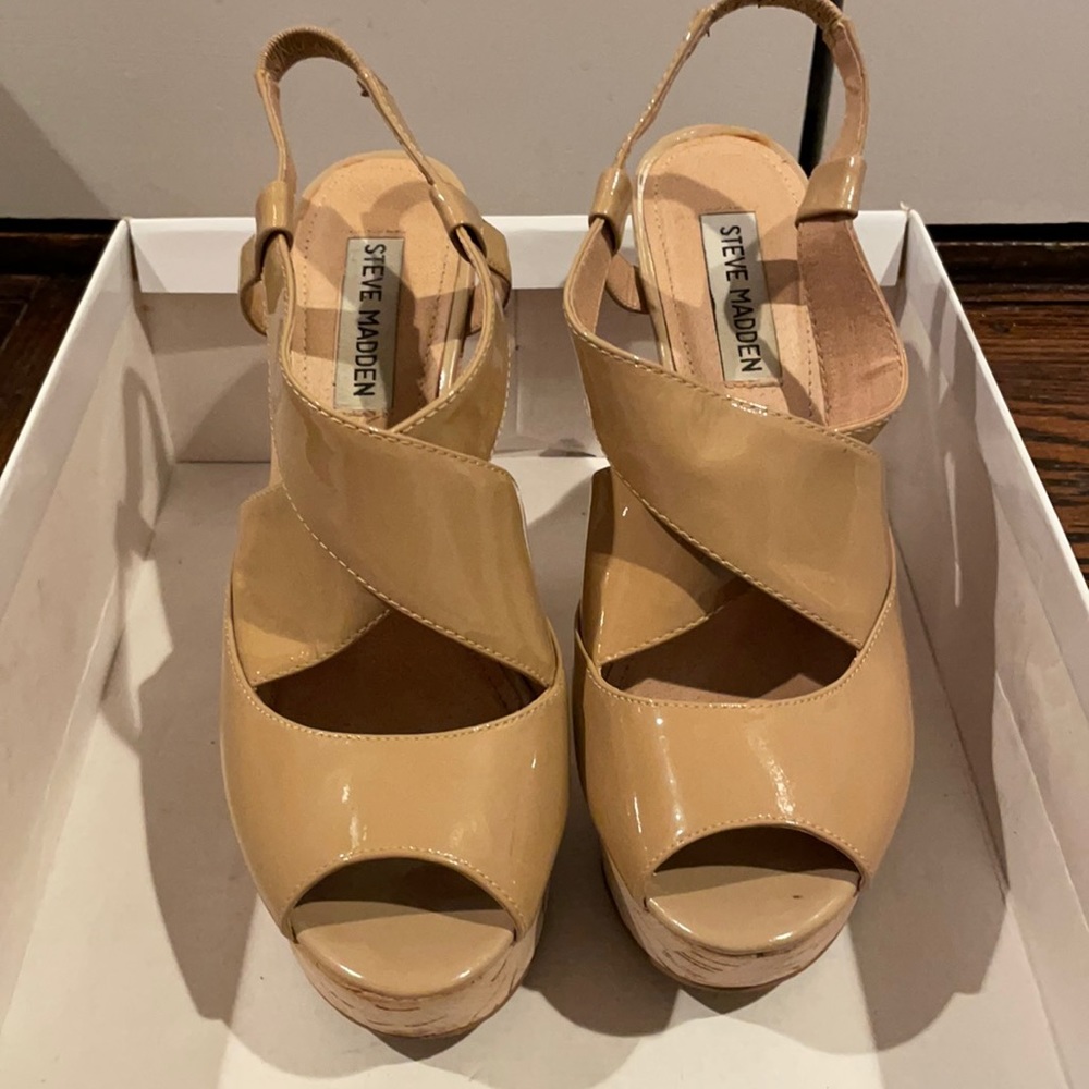 Steve Madden Nude Wheatley Wedge